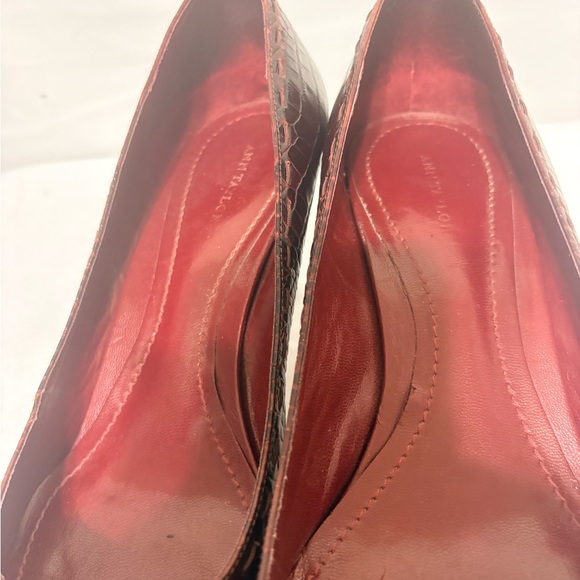 vintage-style brown alligator print pumps - Picture 10 of 11